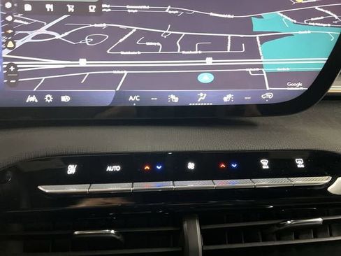 Certified 2026 Buick Enclave Sport Touring FWD image 18