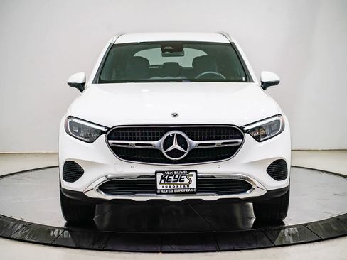 Used 2025 Mercedes-Benz GLC 300 image 6