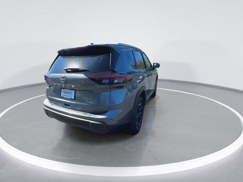 Certified 2026 Nissan Rogue SV w/ SV Premium Package AWD/4WD image 8