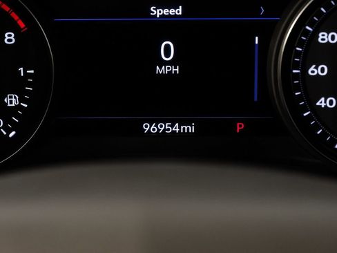 Used 2020 Cadillac XT6 Premium Luxury FWD image 17