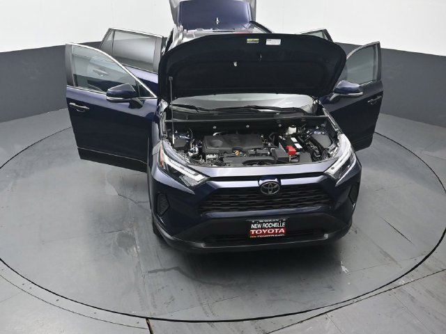 Certified 2024 Toyota RAV4 XLE AWD/4WD image 54