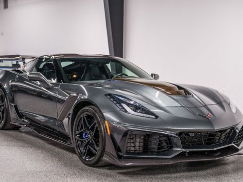 Used 2019 Chevrolet Corvette ZR1 image 3