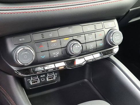 Used 2026 Dodge Durango GT AWD/4WD image 25