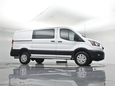 Certified 2025 Ford Transit 250 Low Roof w/ Exterior Upgrade Package RWD image 8