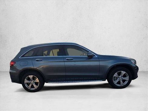 Used 2016 Mercedes-Benz GLC 300 image 4