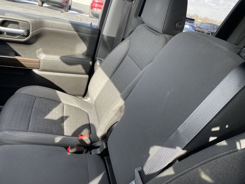 Used 2021 Chevrolet Silverado 1500 RST image 37