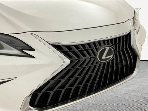 Used 2022 Lexus ES 350 w/ Accessory Package FWD image 33