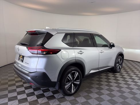 Used 2023 Nissan Rogue SL w/ SL Premium Package AWD/4WD image 10