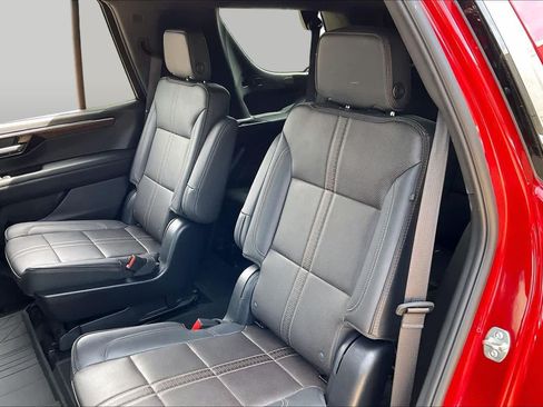 Used 2025 Chevrolet Tahoe High Country AWD/4WD image 44
