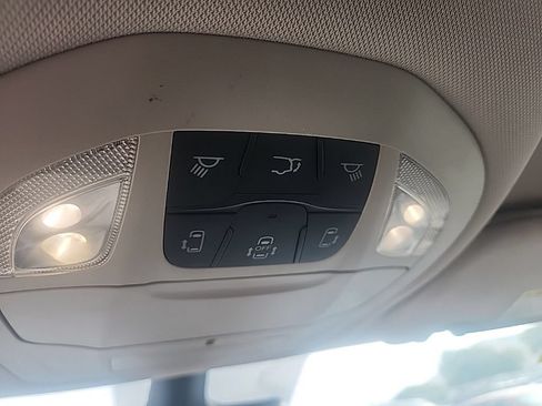 Used 2024 Chrysler Voyager LX FWD image 25