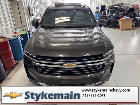Used 2021 Chevrolet Tahoe LT w/ LT Signature Package image 29