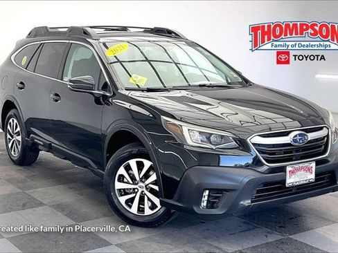 Used 2021 Subaru Outback Premium AWD/4WD image 1