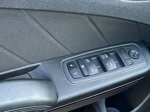 Used 2023 Dodge Charger SXT w/ Blacktop Package image 12