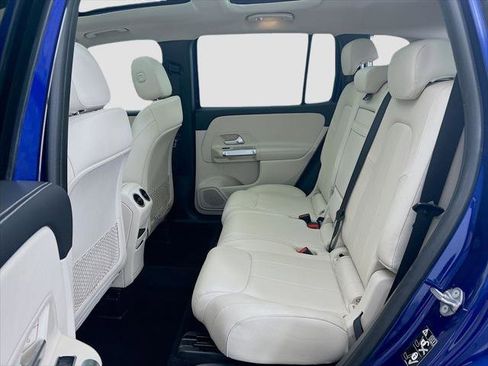 Used 2023 Mercedes-Benz GLB 250 image 19