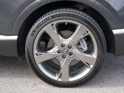 Used 2024 Genesis GV80 3.5T w/ Prestige Package image 12