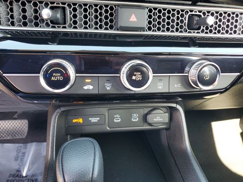 Used 2025 Honda Civic LX image 22