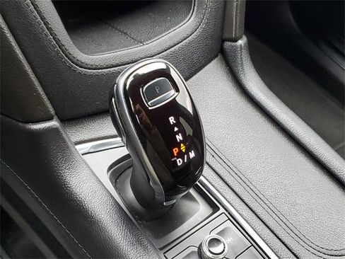 Certified 2022 Cadillac XT5 Luxury image 21