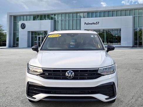 Certified 2024 Volkswagen Tiguan SE R-Line FWD image 2