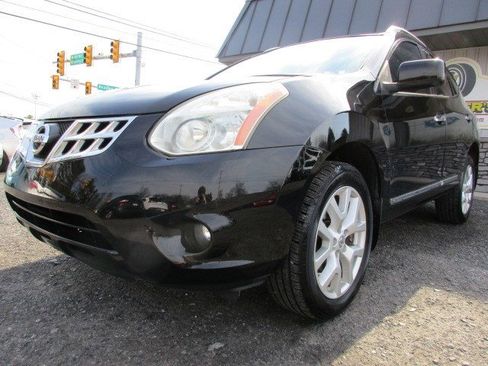 Used 2013 Nissan Rogue SL image 4