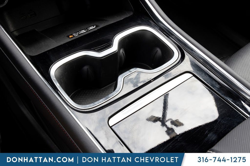 Used 2025 Chevrolet Traverse Z71 AWD/4WD image 12