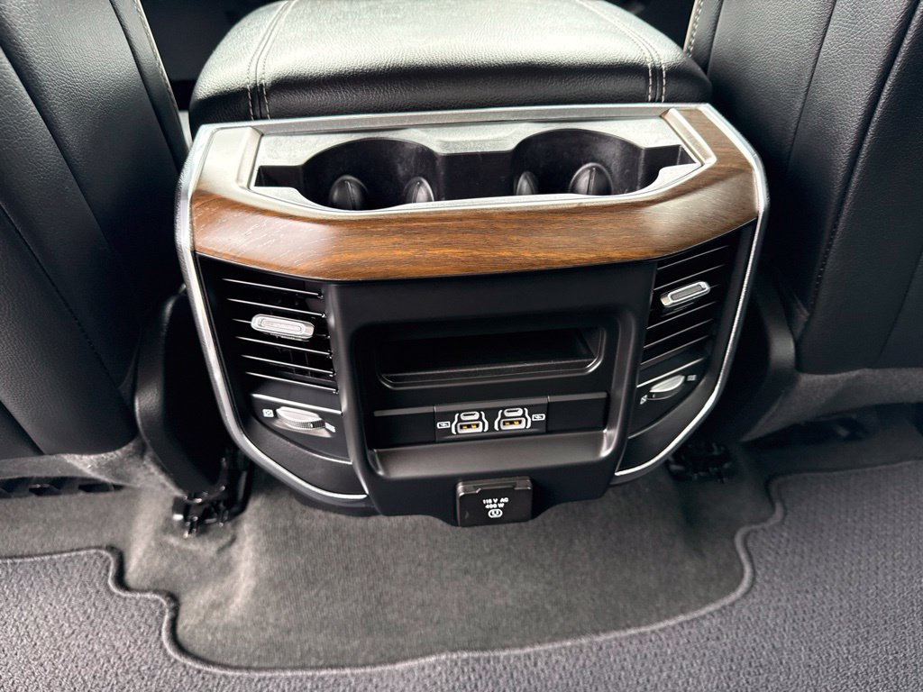 Used 2022 RAM 1500 Laramie AWD/4WD image 21