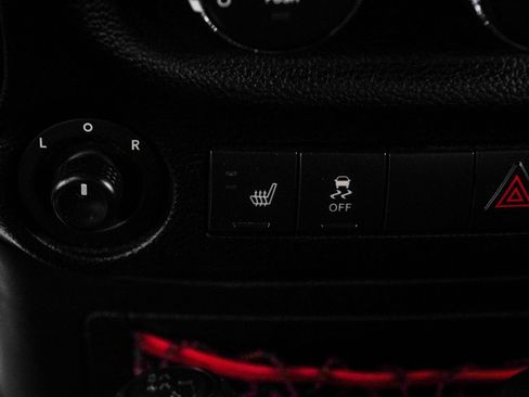 Used 2018 Jeep Wrangler Rubicon AWD/4WD image 22