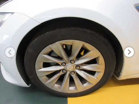 Used 2016 Tesla Model S 75 RWD image 14