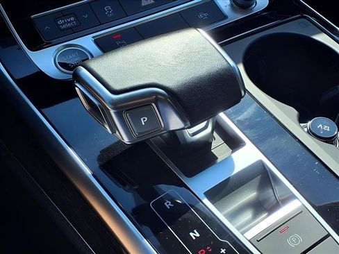 Used 2024 Audi Q7 2.0T Premium Plus image 10