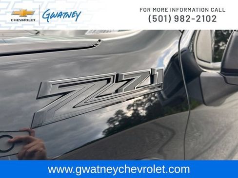 Used 2024 Chevrolet Silverado 1500 LT Trail Boss w/ LT Trail Boss Premium Package AWD/4WD image 15