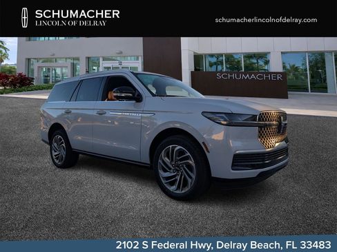 New 2026 Lincoln Navigator Reserve AWD/4WD image 1