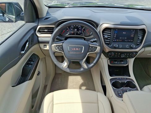 Used 2021 GMC Acadia Denali image 11