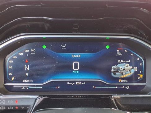 Certified 2024 Chevrolet Silverado 2500 LTZ w/ LTZ Convenience Package image 10