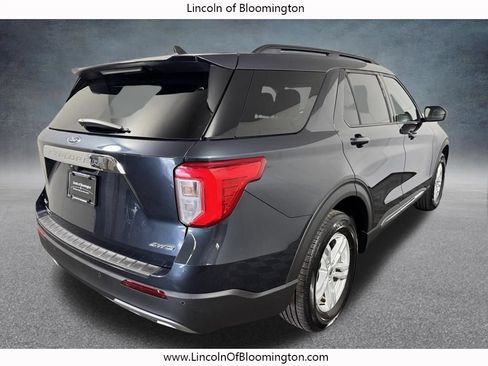 Used 2024 Ford Explorer XLT w/ Equipment Group 202A AWD/4WD image 7