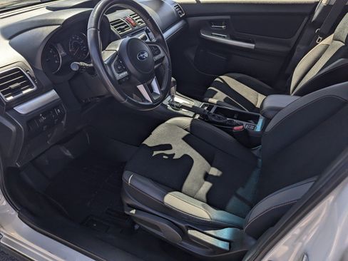 Used 2017 Subaru Crosstrek 2.0i Premium AWD/4WD image 9
