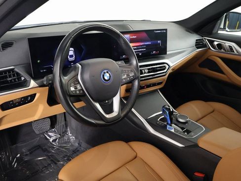 Used 2023 BMW i4 eDrive35 image 7