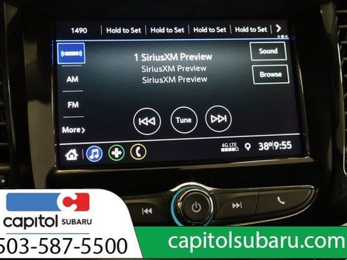 Used 2022 Chevrolet Trax LT w/ LT Convenience Package image 24