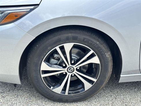 Used 2023 Nissan Sentra SV FWD image 12