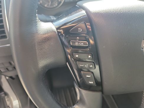 Used 2022 Nissan Armada SV w/ SV Appearance Package AWD/4WD image 27