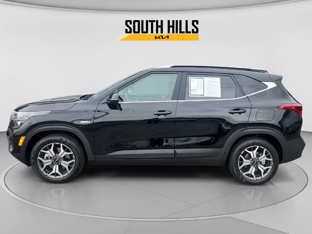 Certified 2023 Kia Seltos EX AWD/4WD image 2