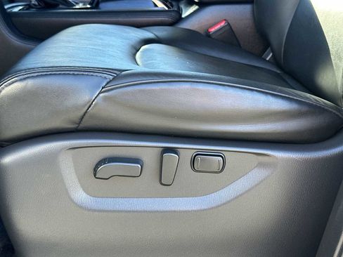 Used 2021 Nissan Armada SV image 14