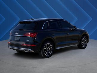 Used 2022 Audi Q5 2.0T Premium Plus w/ Premium Plus Package AWD/4WD video 3