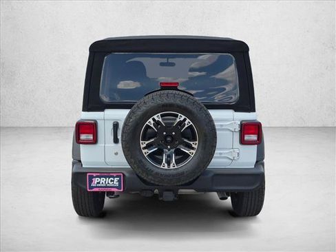 Used 2024 Jeep Wrangler Unlimited Sport AWD/4WD image 6