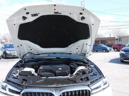 Used 2021 BMW 530i xDrive w/ Convenience Package image 9