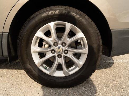 Used 2019 Chevrolet Equinox LT image 39