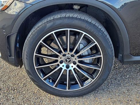 Used 2022 Mercedes-Benz GLC 300 GLC 300 image 11
