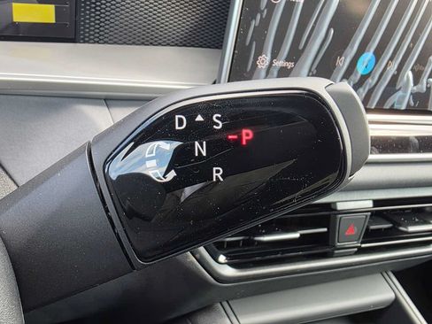 New 2026 Volkswagen Tiguan SE R-Line AWD/4WD image 31