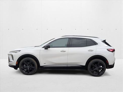 New 2025 Buick Envision Sport Touring image 5