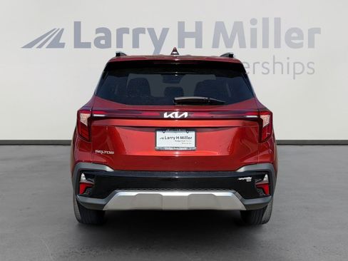 Used 2024 Kia Seltos S FWD image 6