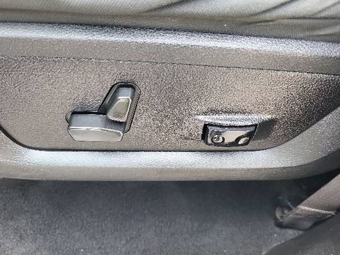 Used 2021 RAM 1500 Warlock AWD/4WD image 25