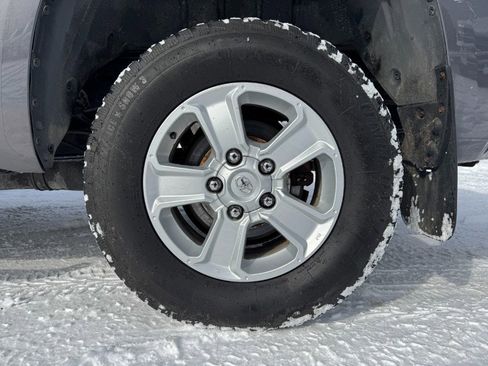 Used 2016 Toyota Tundra SR5 image 13